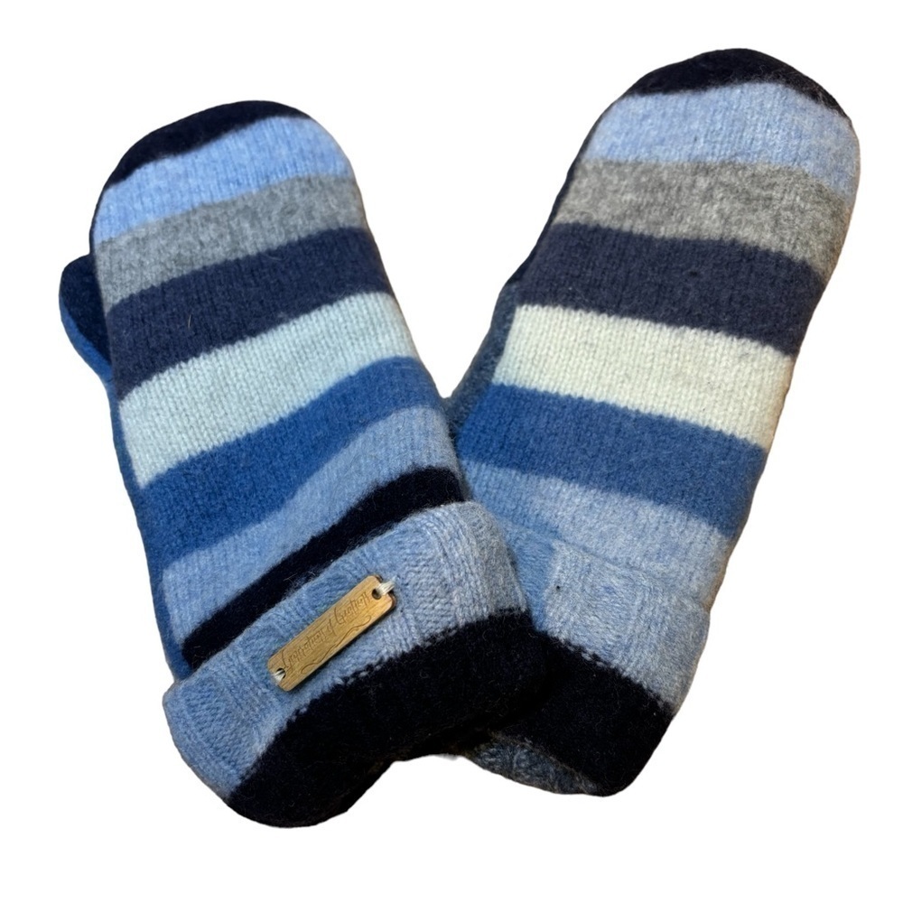 Blue wool striped knitted mittens with fleece interior women’s medium NWOT